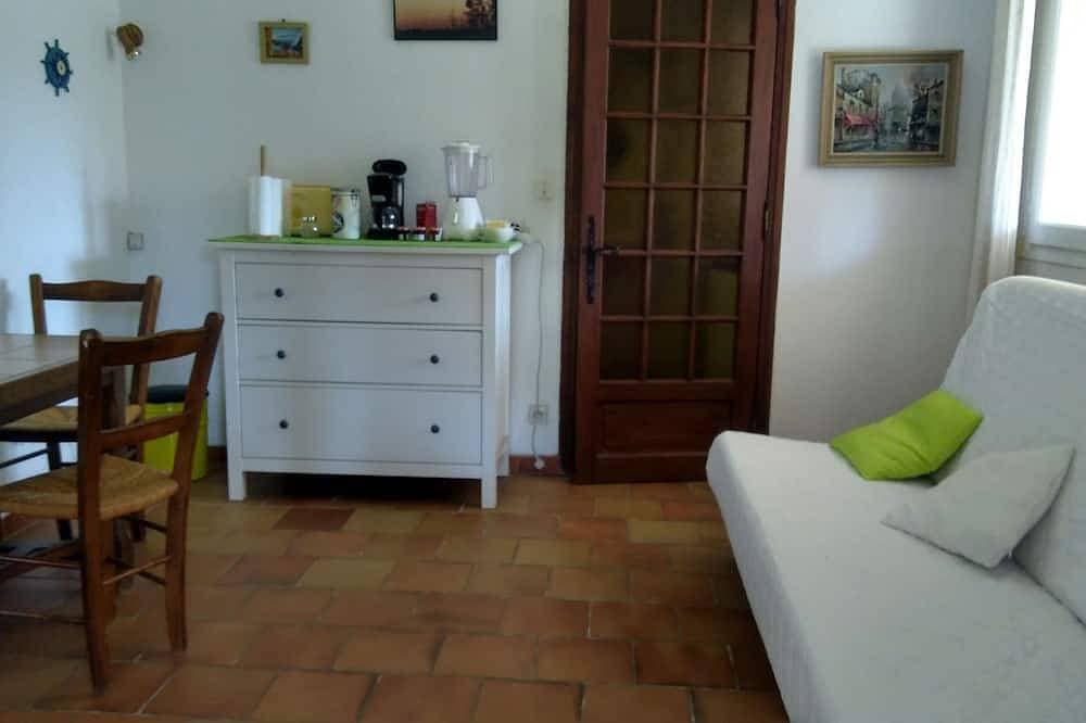 Foto 5 von 6: Cannes Bocca Near Garden Tennis Club faculties Cineum In garden villa