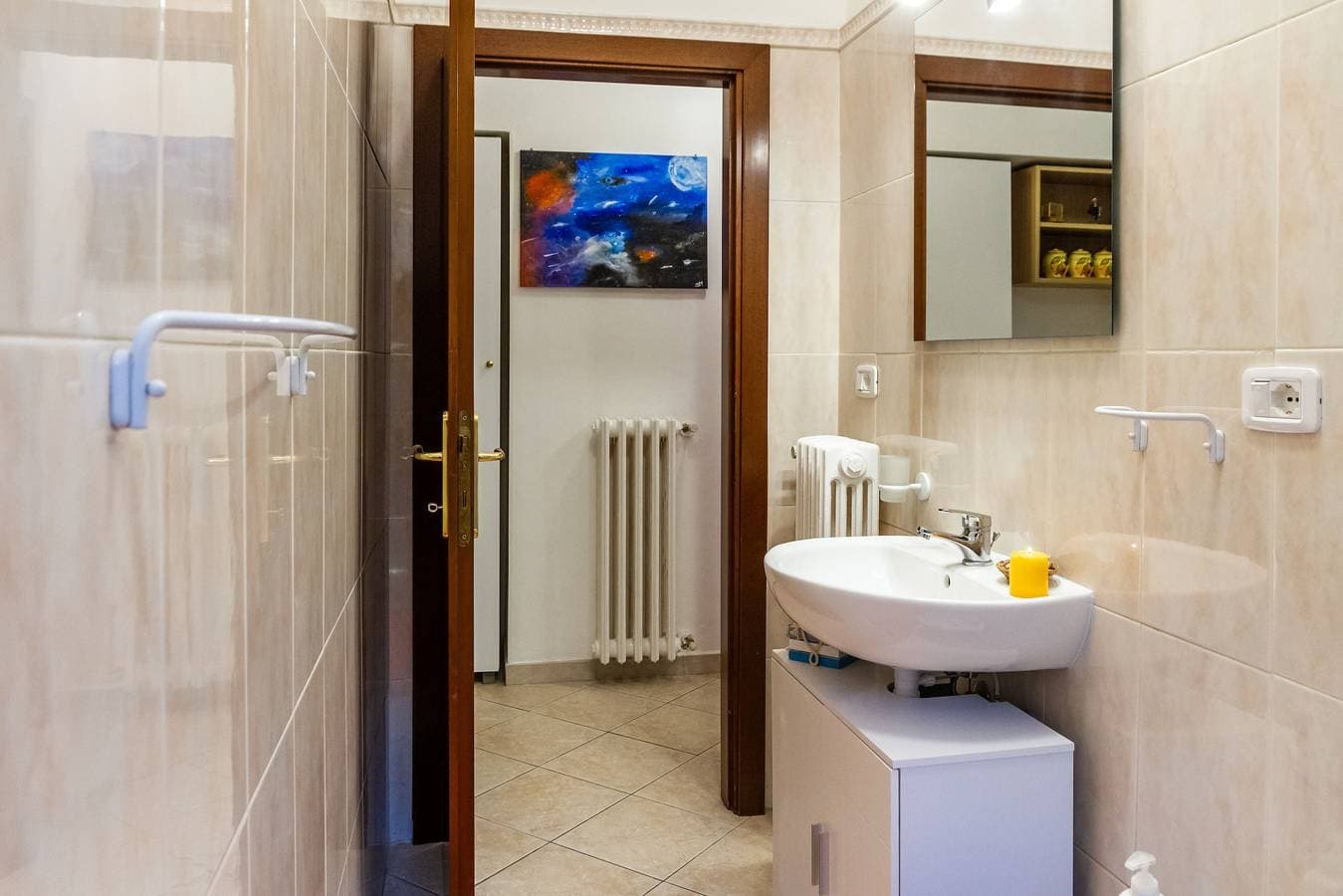 Foto 13 von 26: Ferienwohnung 'Onda D'Argento' mit privater Terrasse und Klimaanlage