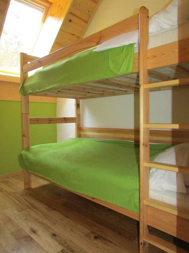 Foto 11 von 39: Two-Bedroom Apartment with Balcony