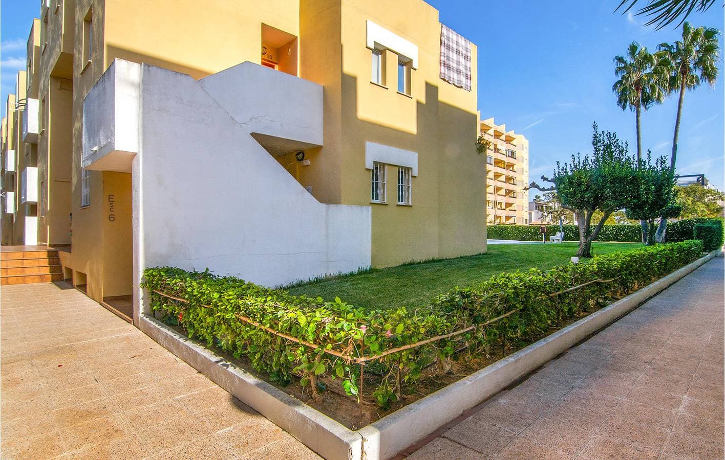Foto 13 von 22: Gemütliches 65 qm Apartment mit Pool, Terrasse und Strandzugang