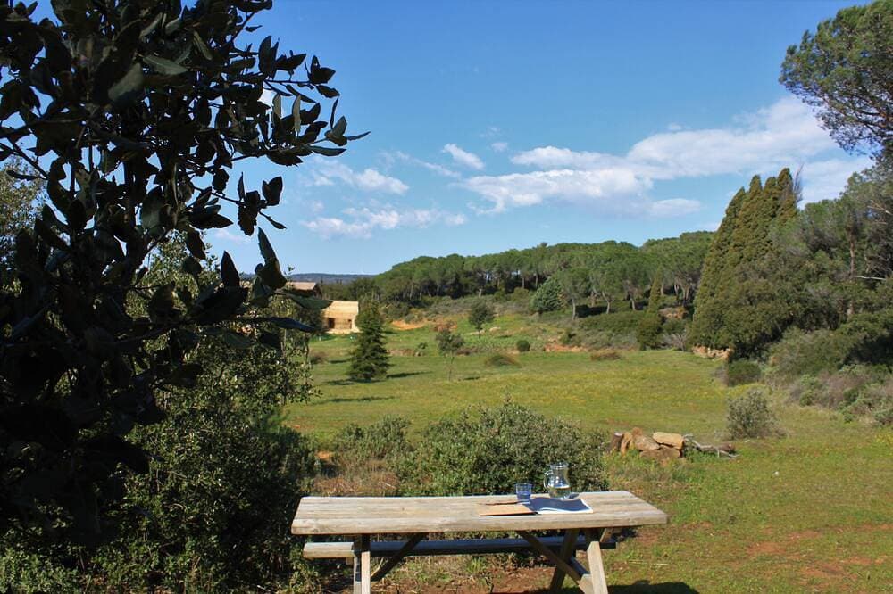 Foto 11 von 19: Ein Ferienhaus Senteurs De Garrigue bietet Ruhe und Frieden in einer Ecke der Natur