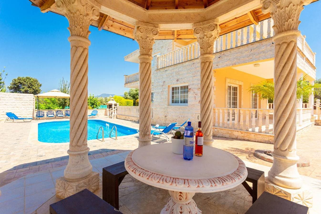 Foto 11 von 28: Villa für 7 Personen mit Garten