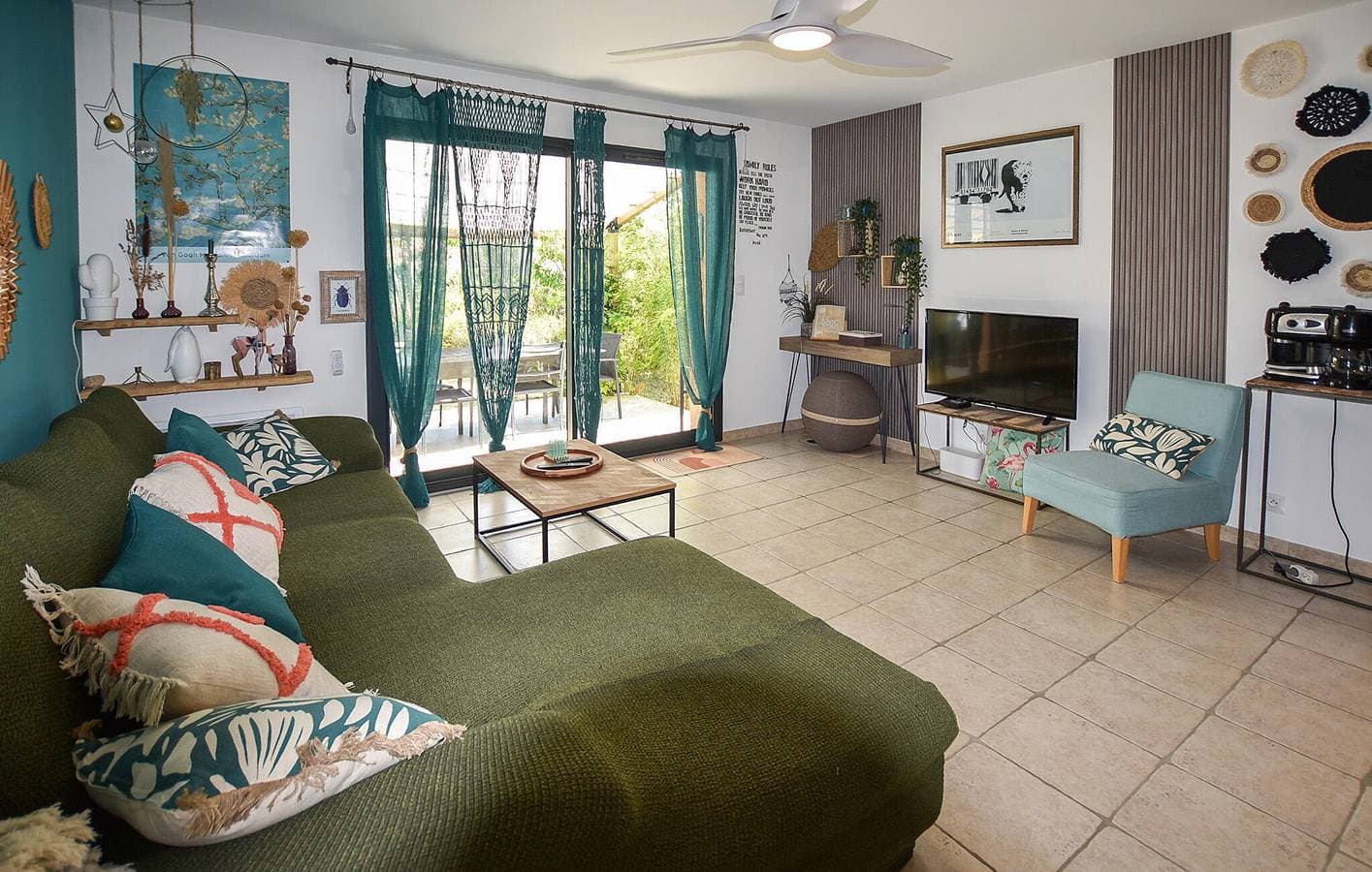 Foto 4 von 20: Reizende 80 m² große Wohnung mit Pool, Parkplatz und nur wenige Schritte von den Restaurants der Umgebung entfernt