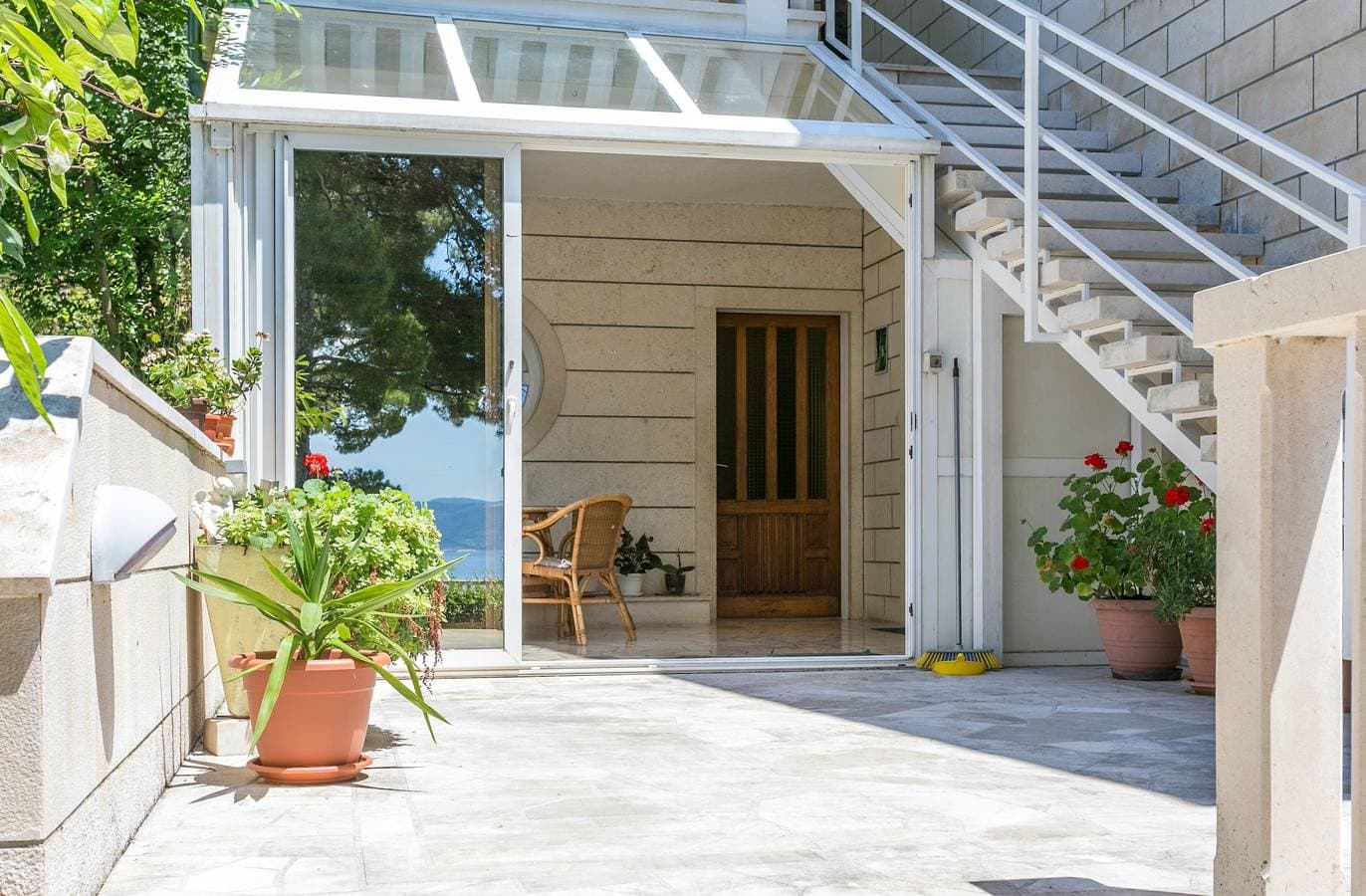 Foto 11 von 30: 1-Zimmer-Ferienwohnung mit Balkon und Meerblick Brela, Makarska A-18356-a