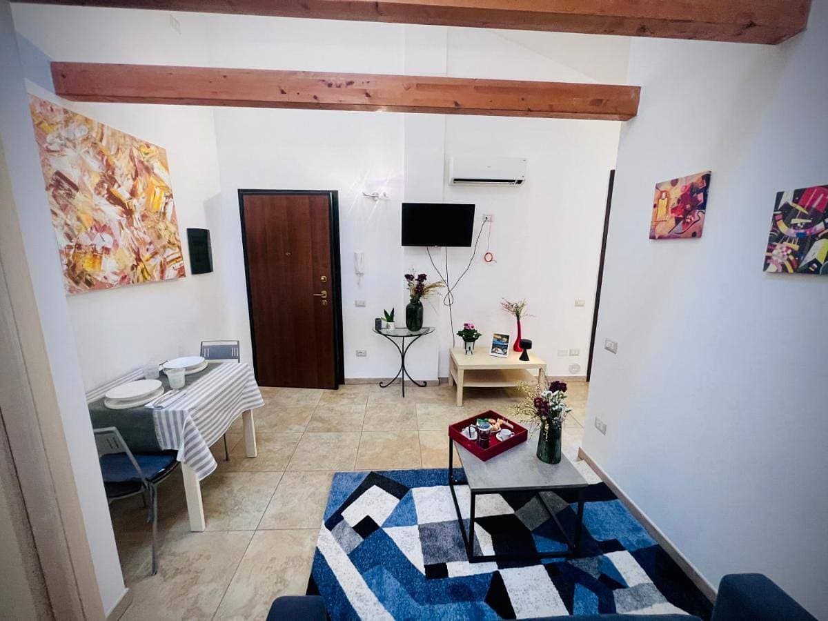 Foto 5 von 48: One-Bedroom Apartment