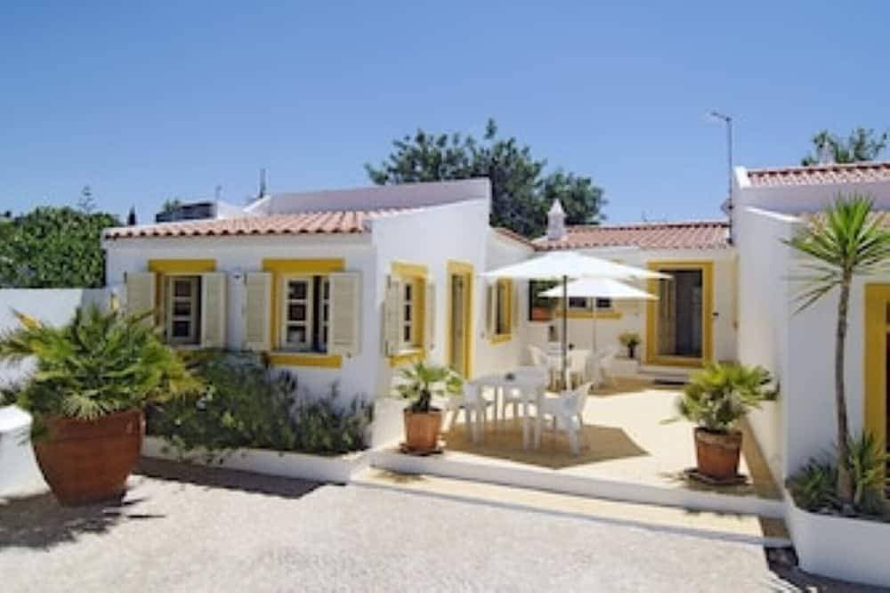 Foto 4 von 10: Vila Monte Luz - 1, Tolle FeWo für 2 Personen, Pool, direkt am Meer in 1A Lage
