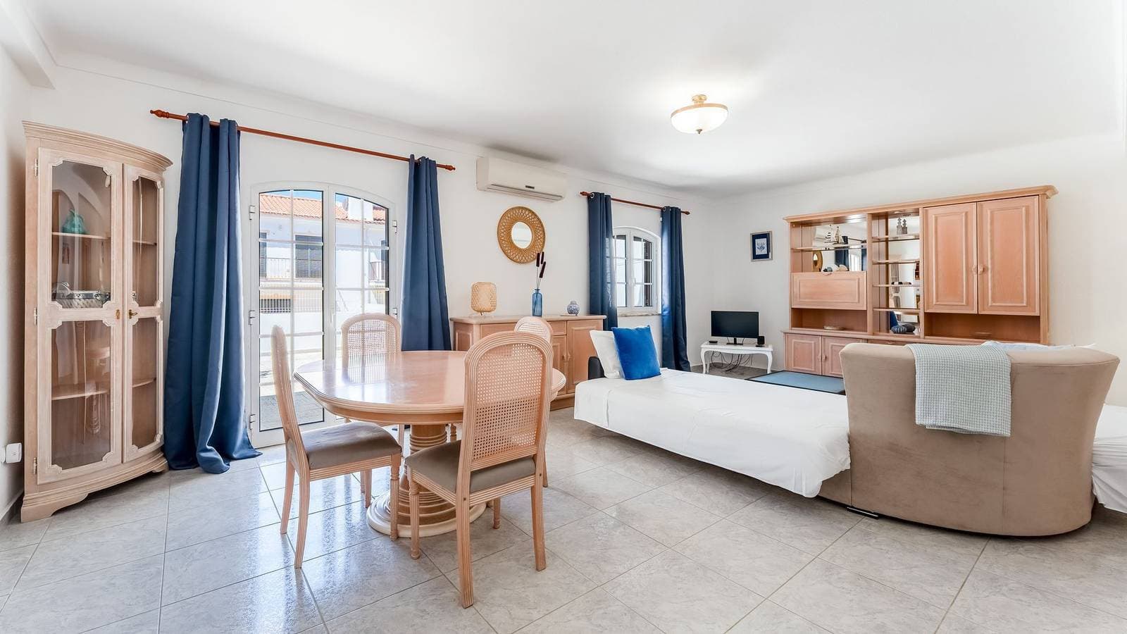Foto 2 von 29: Ferienwohnung für 4 Personen mit Garten