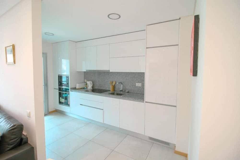 Foto 13 von 20: Superb 2 Bedroom Apt with Roof Top Pool,  Falesia