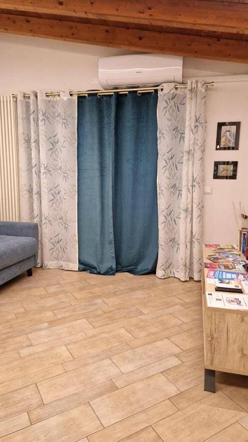 Foto 5 von 64: Two-Bedroom Apartment