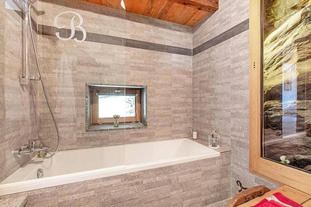 Foto 7 von 25: Landhaus, wifi, skiurlaub an der piste, sauna, terrasse, balkon, parkmöglichkeiten, 170-180m²