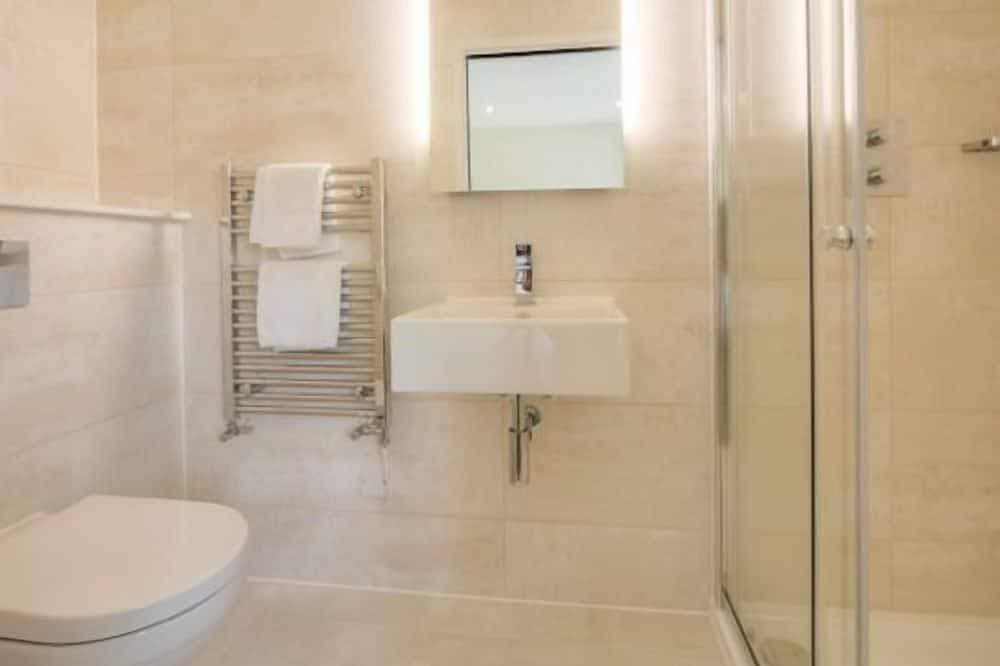 Foto 8 von 30: Luxusurlaub mit Whirlpool und Dachterrasse. Schwimmbad und Fitnessraum