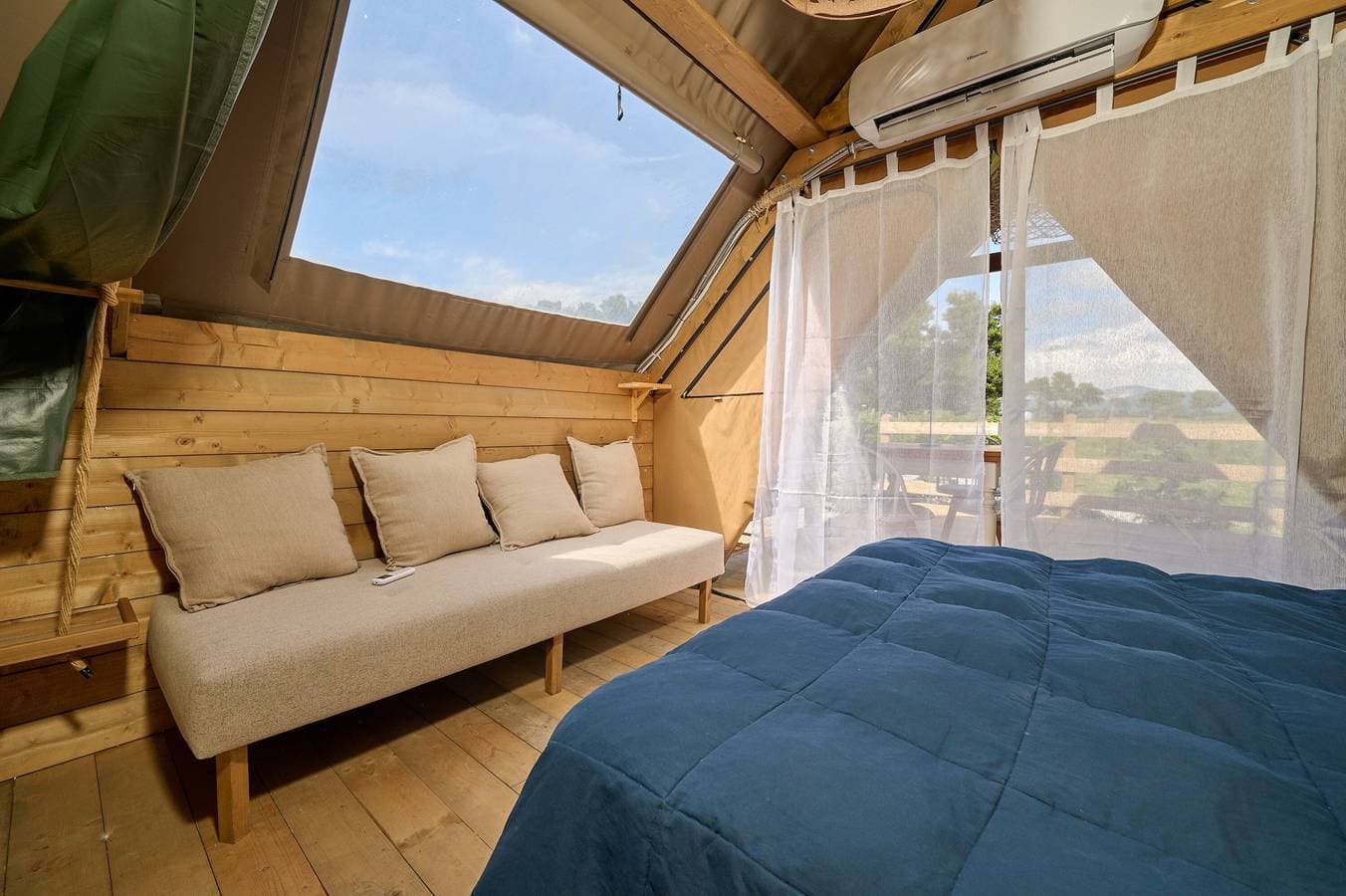 Foto 10 von 20: Glamping 'Tenda Safari Vicino Al Mare' mit Gemeinschaftsgarten, Wi-Fi und Klimaanlage
