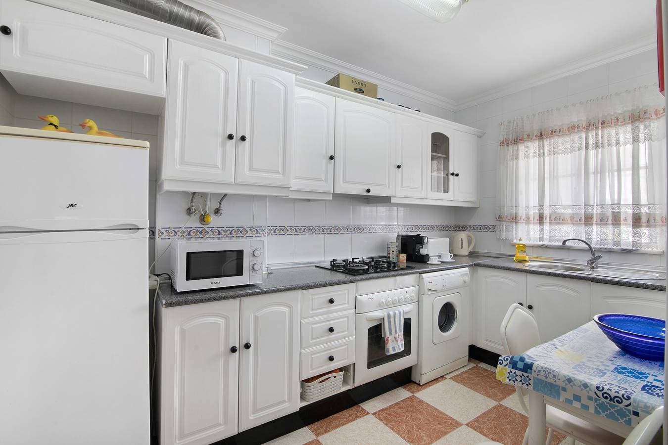 Foto 10 von 27: Ferienwohnung 'Dunamar' mit Privatterrasse, Wi-Fi und Klimaanlage