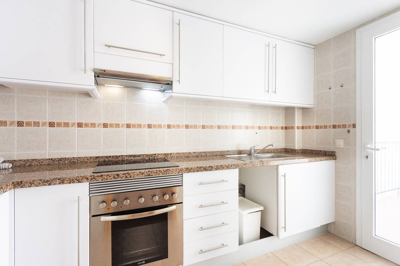 Foto 9 von 28: Ferienwohnung für 3 Personen mit Balkon