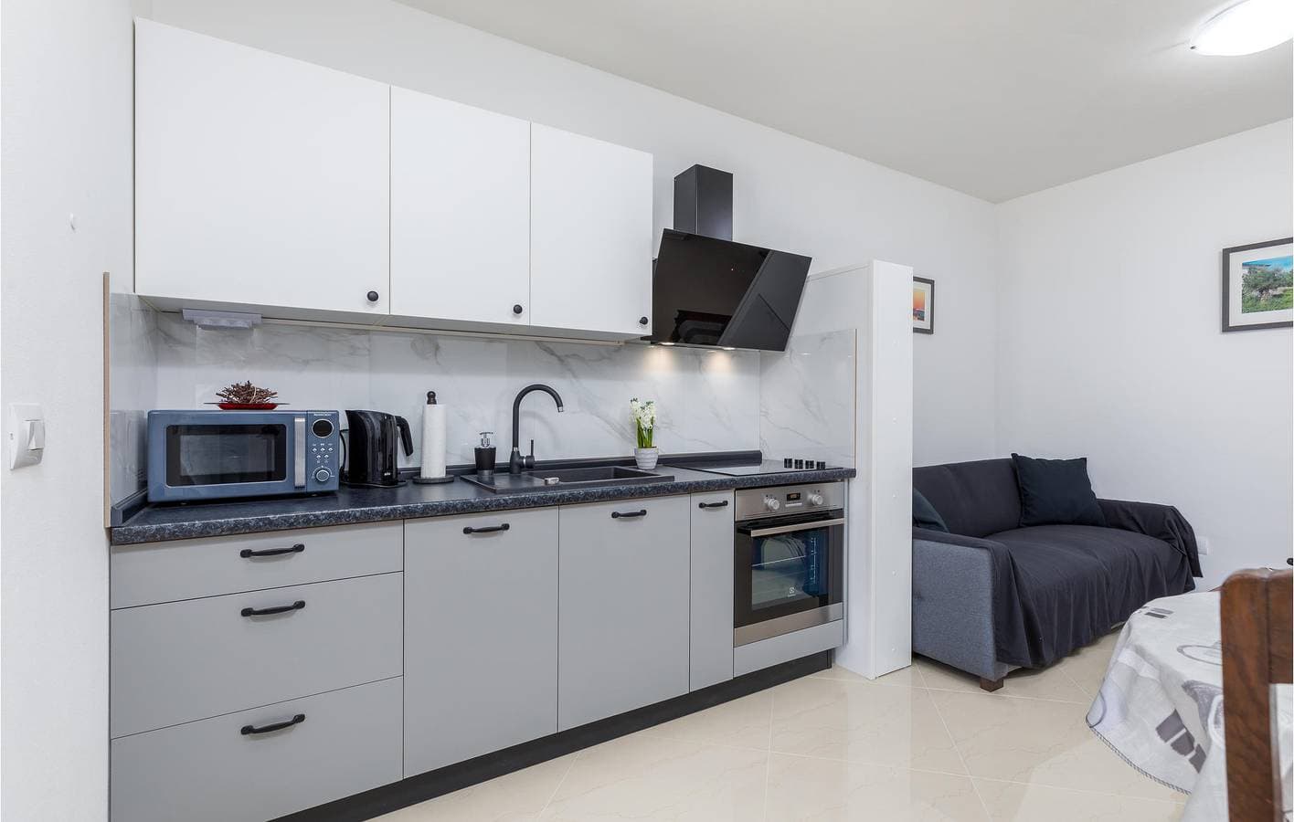 Foto 6 von 23: Gemütliche Ferienwohnung mit Terrasse, WLAN und in der Nähe eines FKK-Strandes