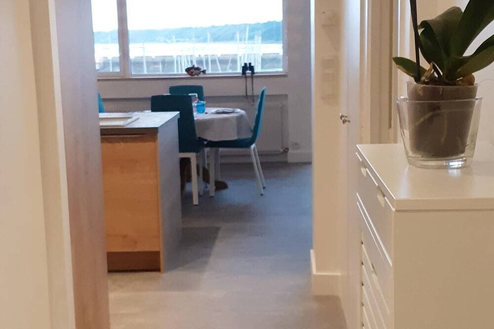 Foto 10 von 23: Neu 2019. Apartment mit Blick auf den Yachthafen, klassifiziert 4 Sterne