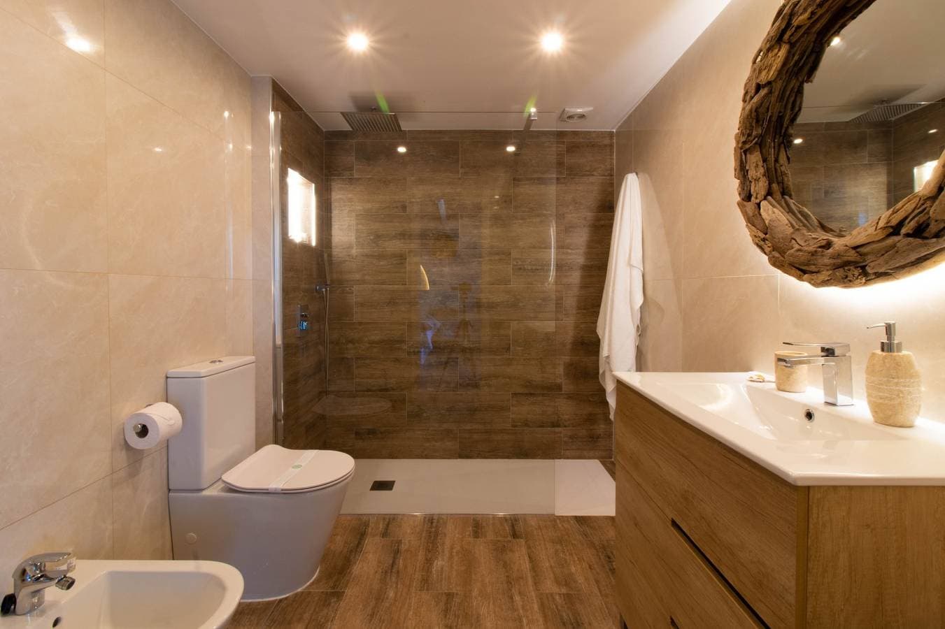 Foto 4 von 15: Privates Zimmer mit herrlichem Meerblick