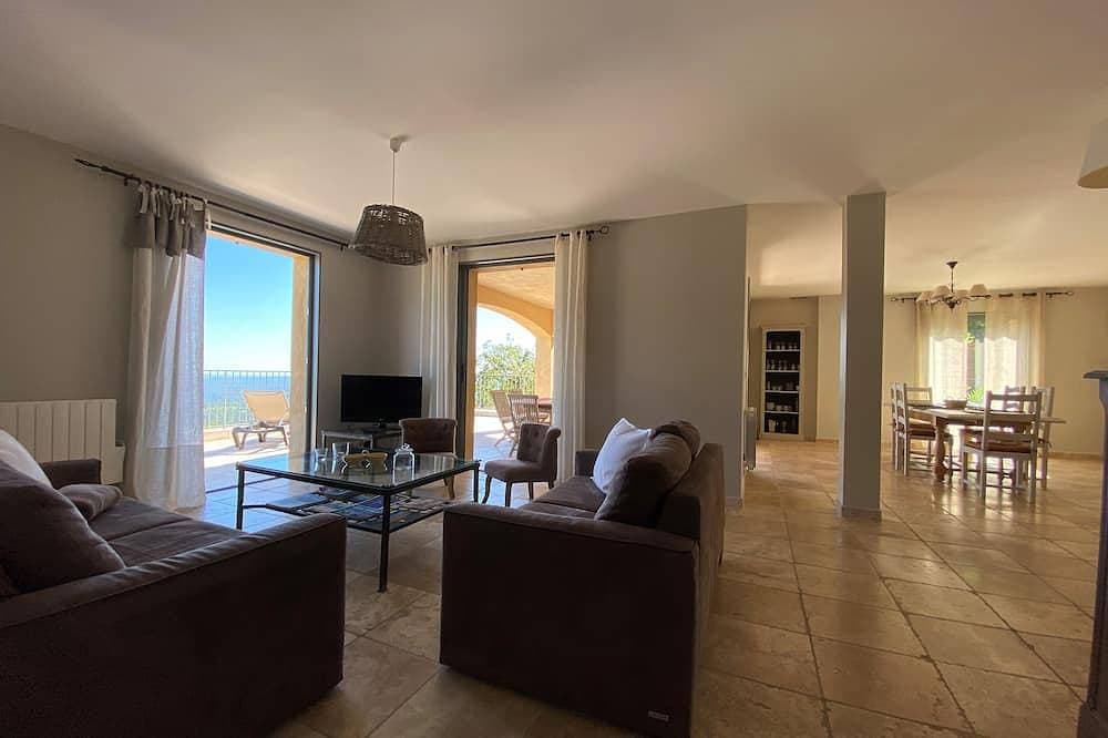 Foto 13 von 30: Auf den Höhen von Vence, Panoramablick auf das Meer, beheiztes Schwimmbad,