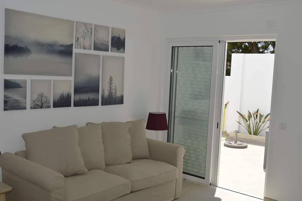 Foto 6 von 23: New villa very close to the beach, complete