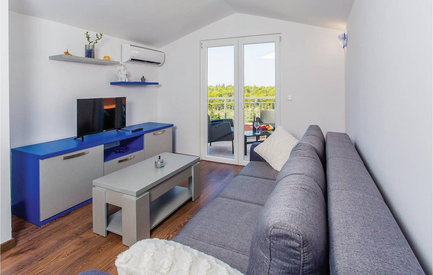 Foto 4 von 16: Charmante Ferienwohnung mit Terrasse, WLAN und 600 m Entfernung zum FKK-Strand Nugal