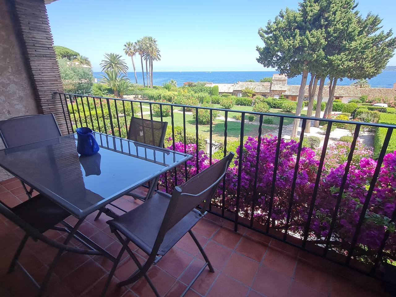 Foto 4 von 24: Apartment mit Mezzanine und Pool, Haustiere erlaubt, privater Parkplatz in Sainte-Maxime