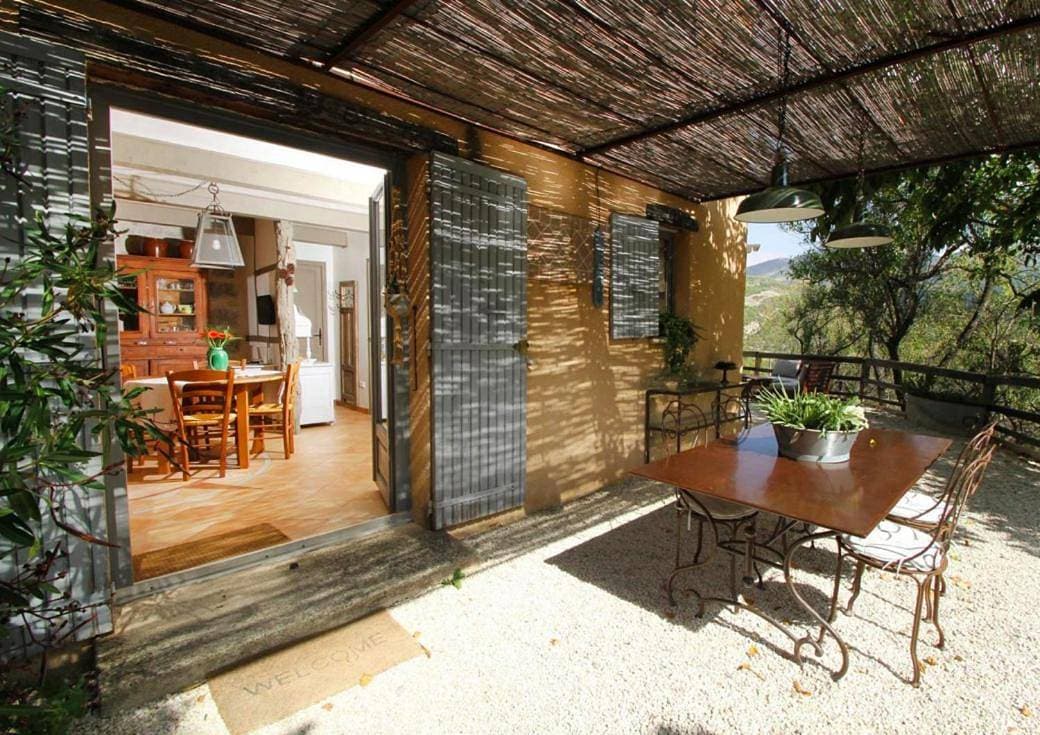 Foto 4 von 17: Two-Bedroom House