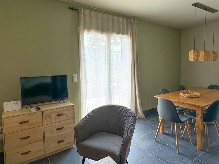 Foto 5 von 52: FranceComfort Domaine de Castellane - Villa 7 personen - Villa 7p. 1 Badezimmer