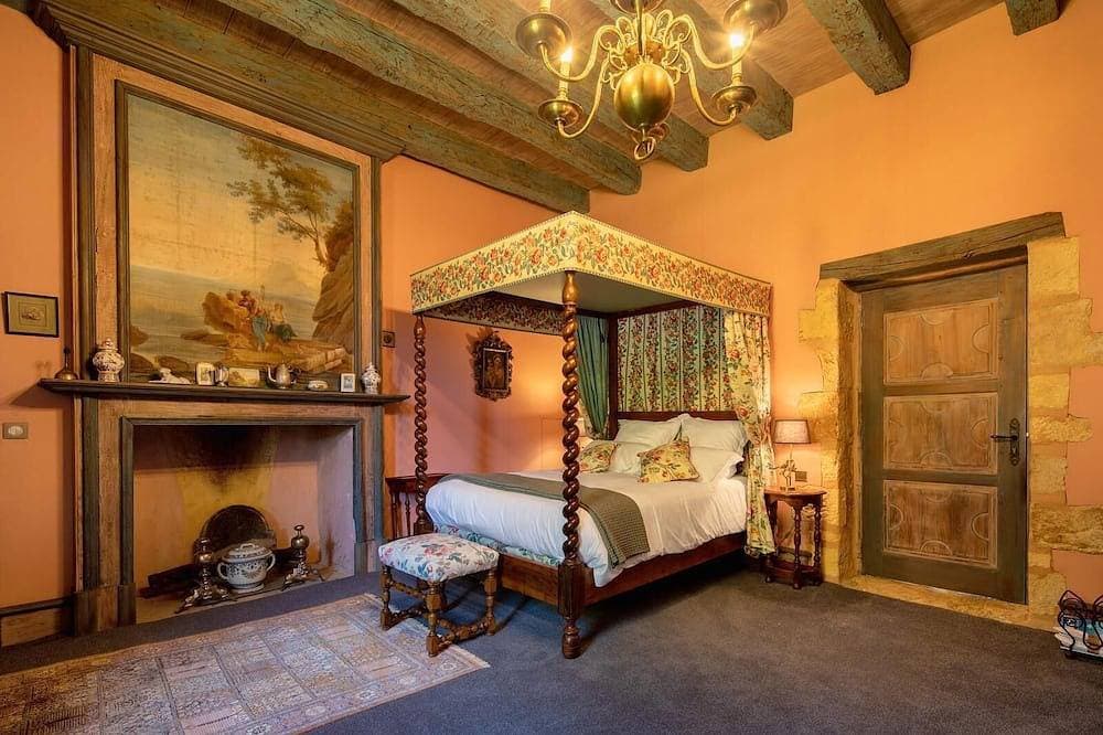 Foto 2 von 7: Logement D'exception Dans un Château à 15mn de Sarlat