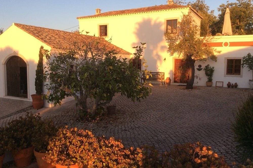 Foto 8 von 30: 2 Schlafzimmer, voll klimatisiertes Landhaus mit großem privatem Pool