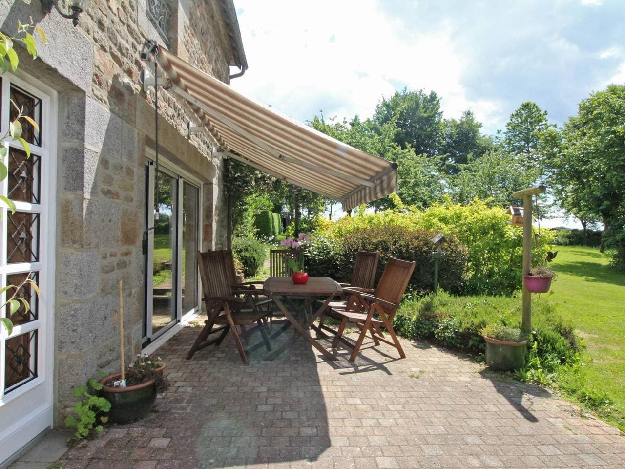 Foto 7 von 36: Ruhiges Haus in der Natur mit Kamin und Haustiere erlaubt