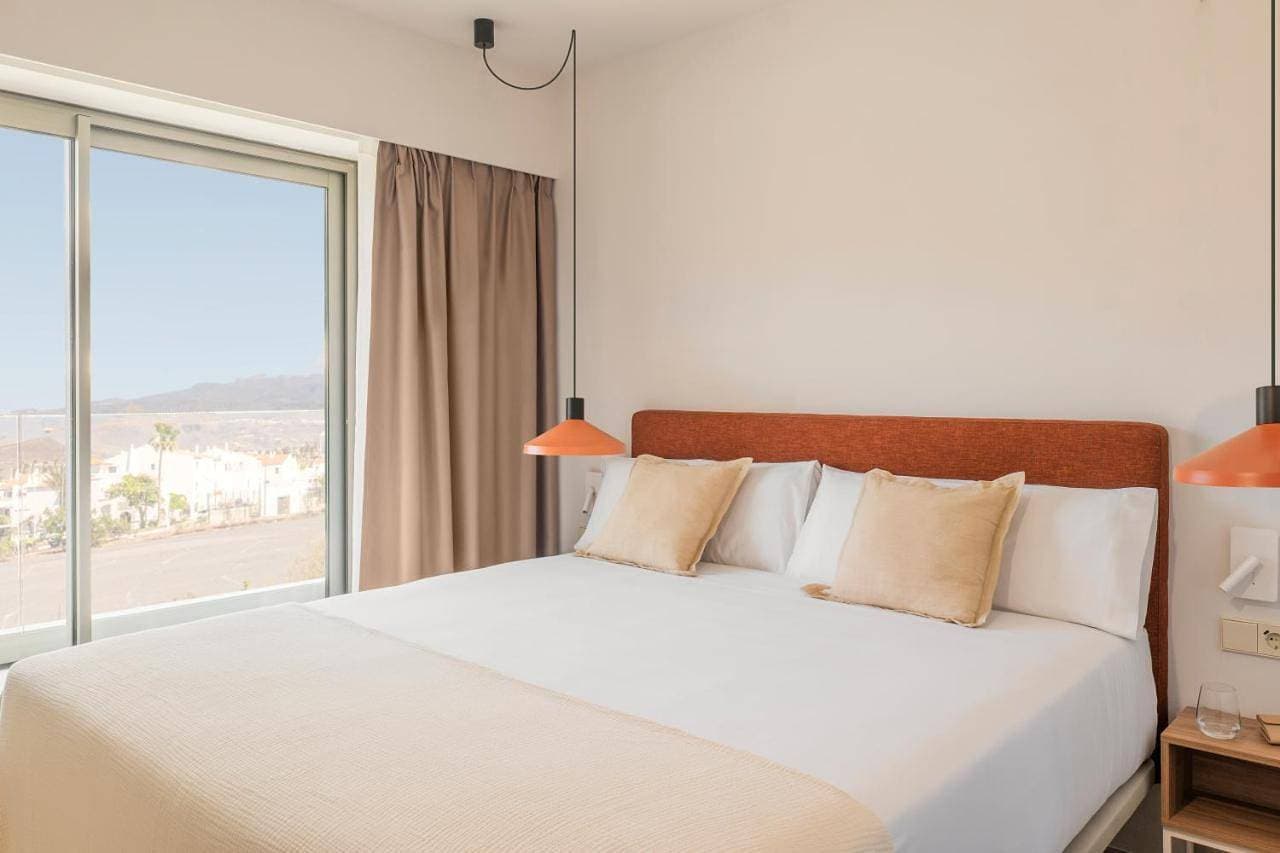 Foto 13 von 17: One-Bedroom Apartment with Balcony and Mountain View