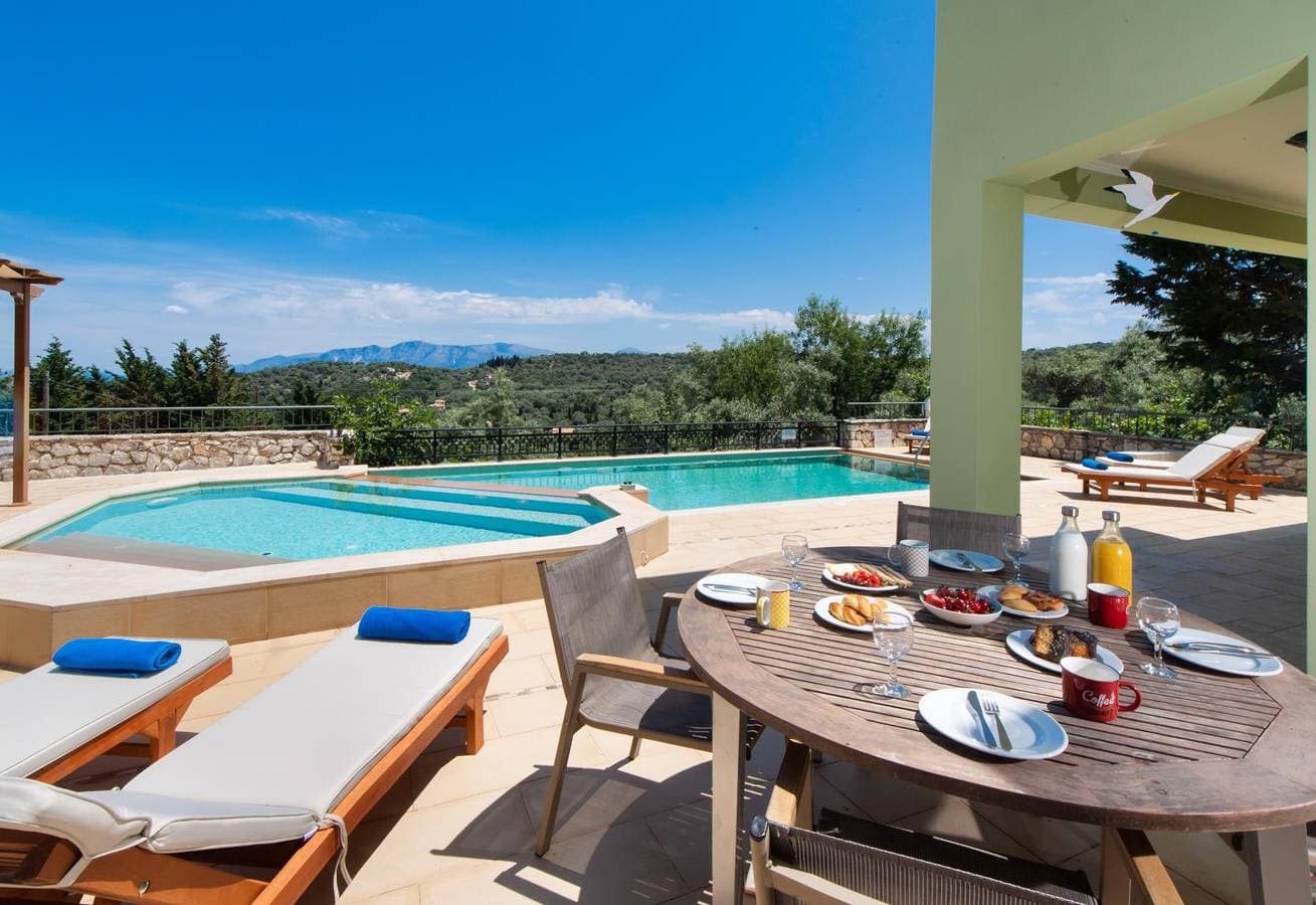 Foto 11 von 25: Villa für 6 Personen mit Pool