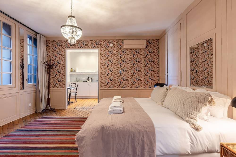 Foto 4 von 26: Passocean 3 - Elegante Suite im Herzen von Honfleur - Kingsize