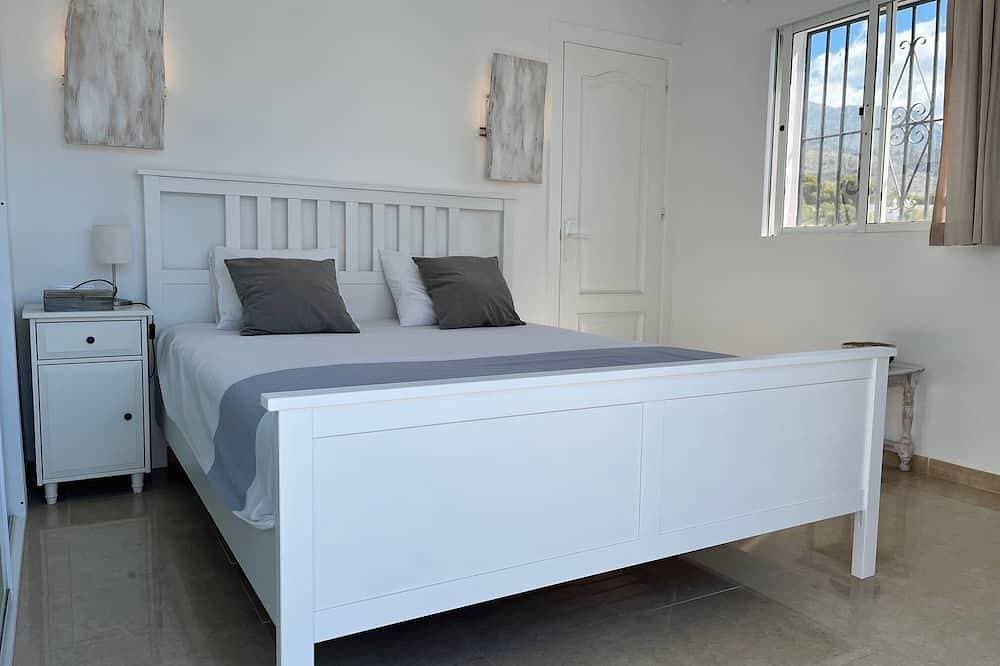 Foto 5 von 24: Villa Avec Piscine 8X4 à Nerja Pour 8 Personnes, Proche de la Plage