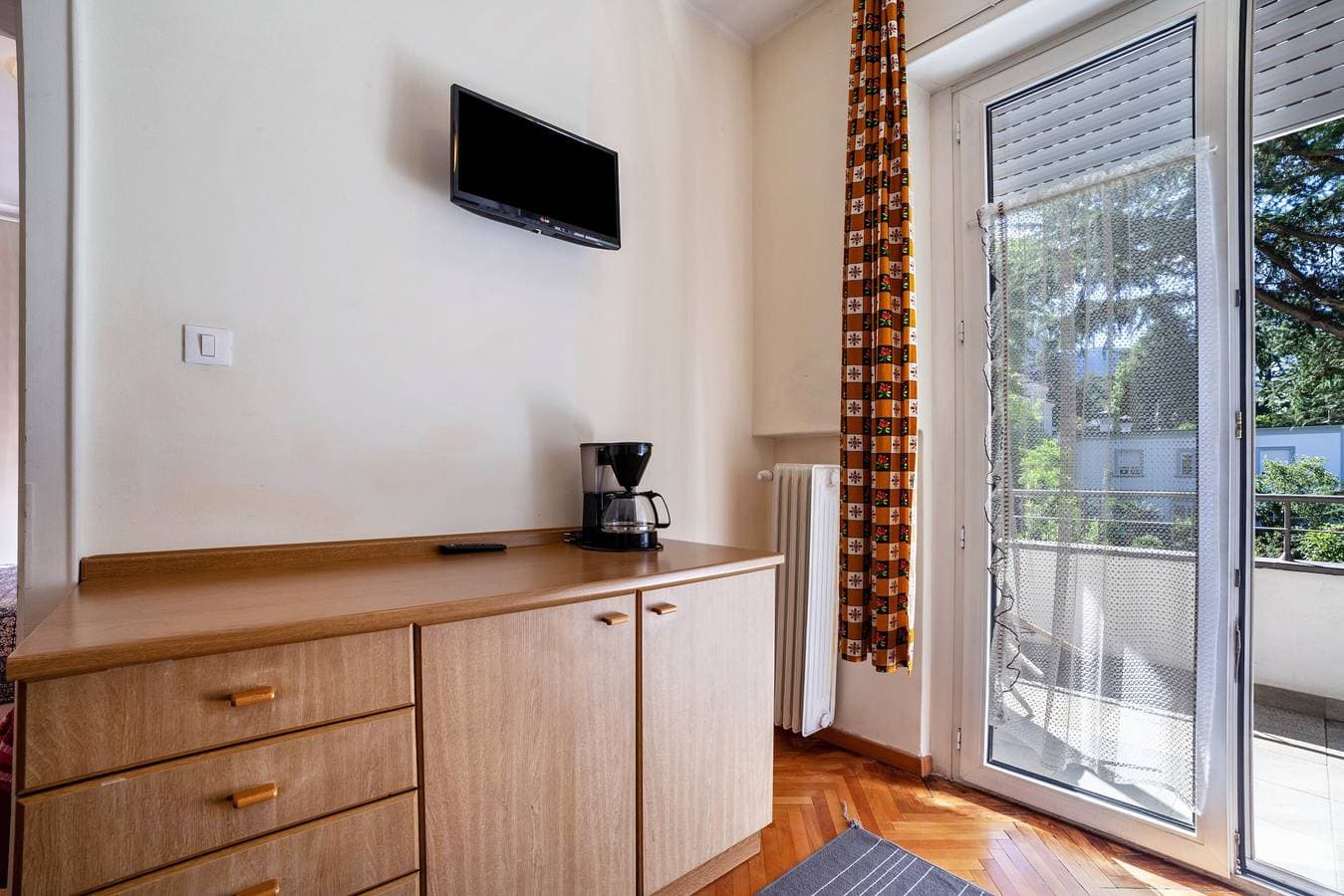 Foto 8 von 16: Residenz Hubertus Ferienwohnung 2 mit Balkon & WLAN