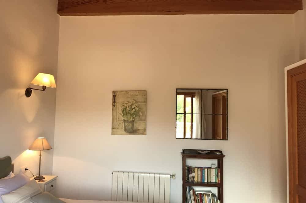 Foto 4 von 30: Villa mit Aussicht auf Meer und Berge und einem Gemeinschaftsswimmingpool