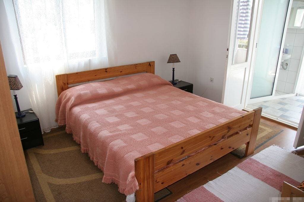 Foto 3 von 24: Ferienwohnung in Kukljica mit Meerblick, Terrasse, Klimaanlage, W-Lan (4567-1)