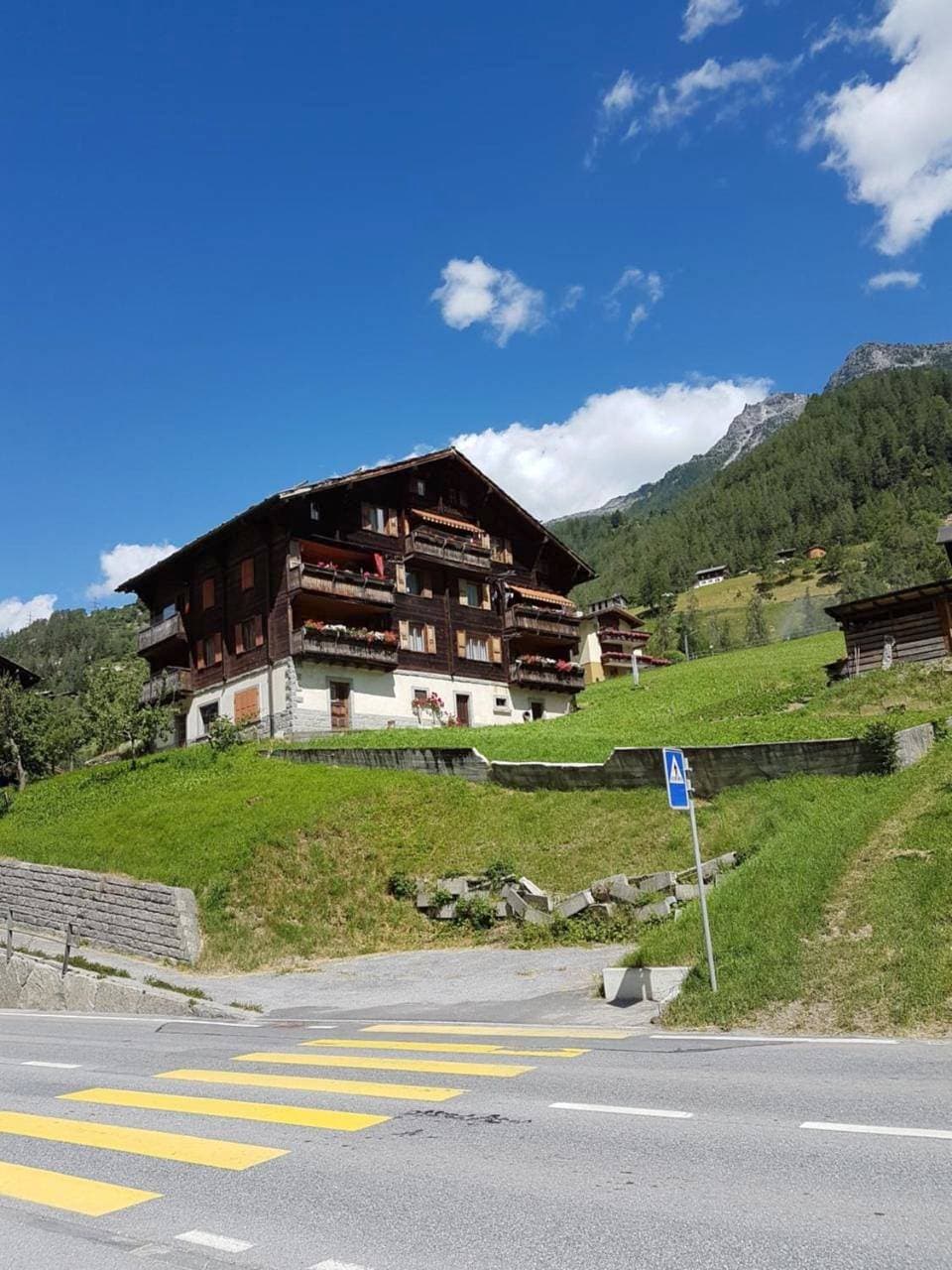 Foto 2 von 23: Apartment with Mountain View