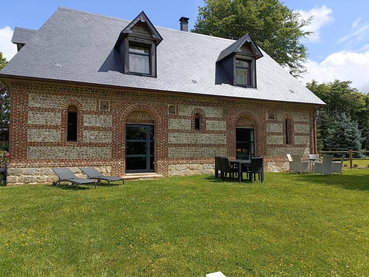 Foto 3 von 33: Three-Bedroom House