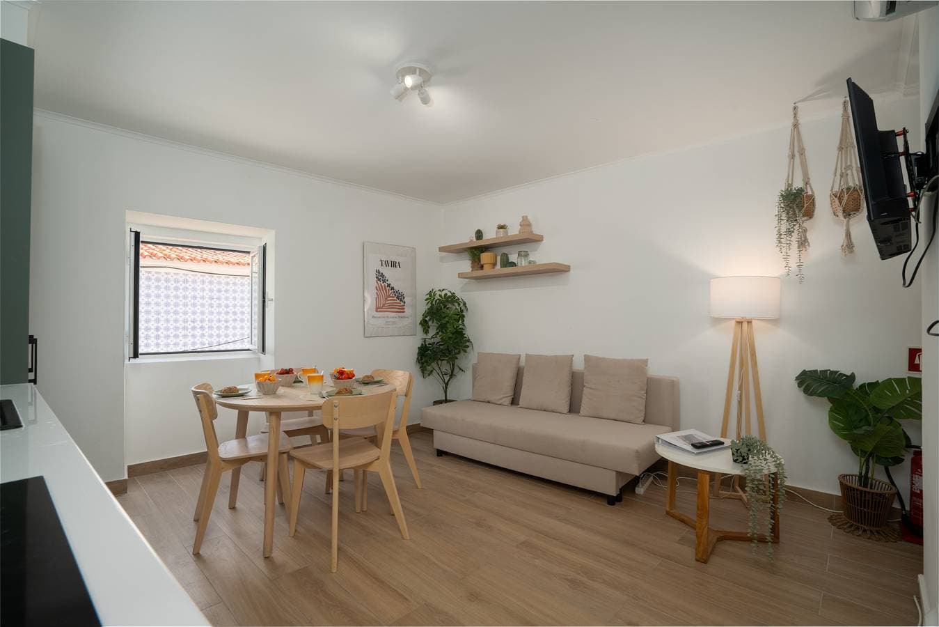 Sunset Apartment, Town Centre 1