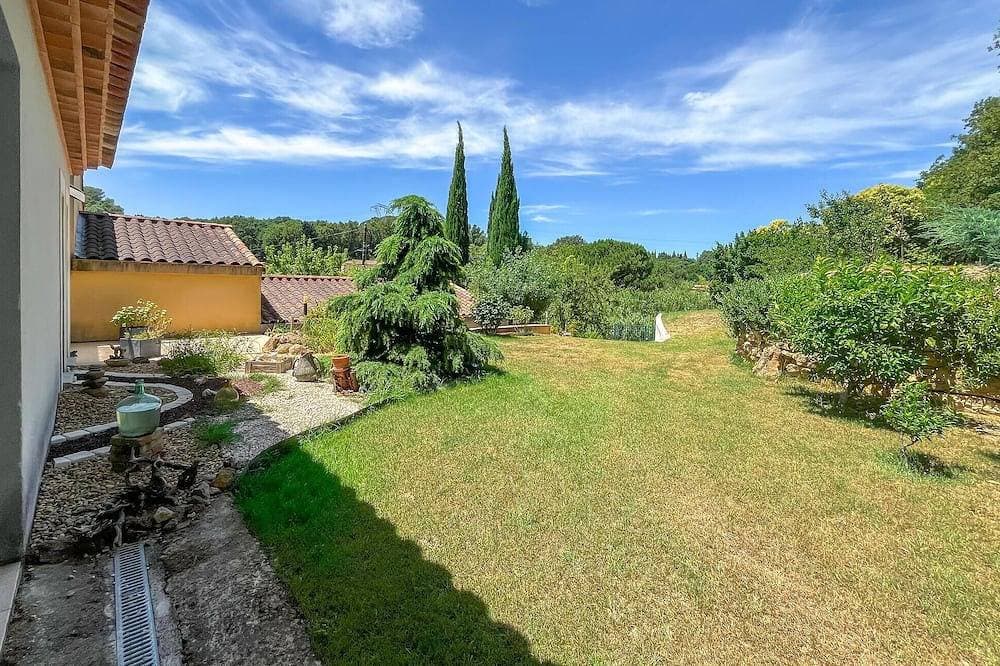 Foto 10 von 30: Beautiful home in Miramas