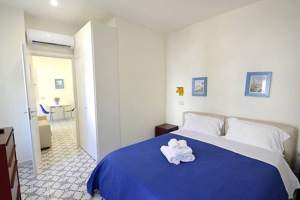 Foto 6 von 19: Villa Elicona A: A welcoming apartment situated in a central location, at a short distance from the Cathedral of Ravello, with Free Wi-Fi.