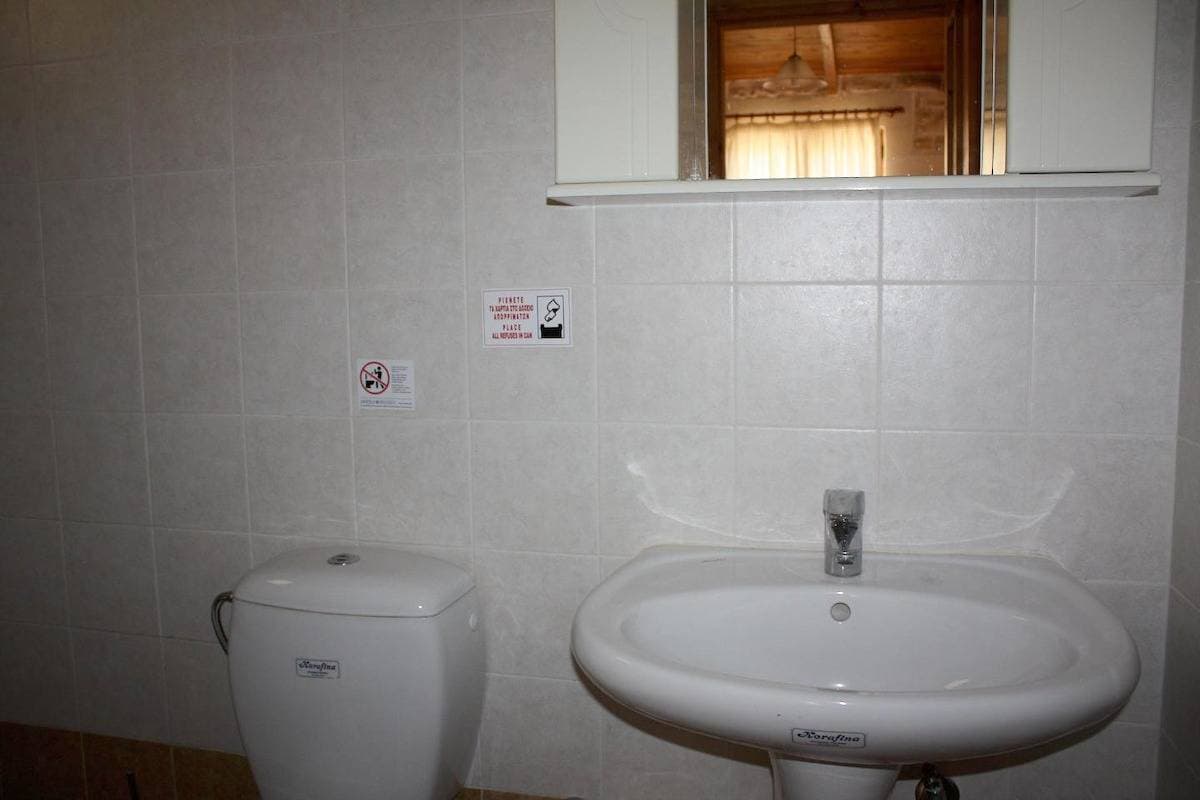 Foto 12 von 43: Ferienhaus mit Pool, großer Garten, idyllisch und ruhig, Wifi | Triopetra, Kreta