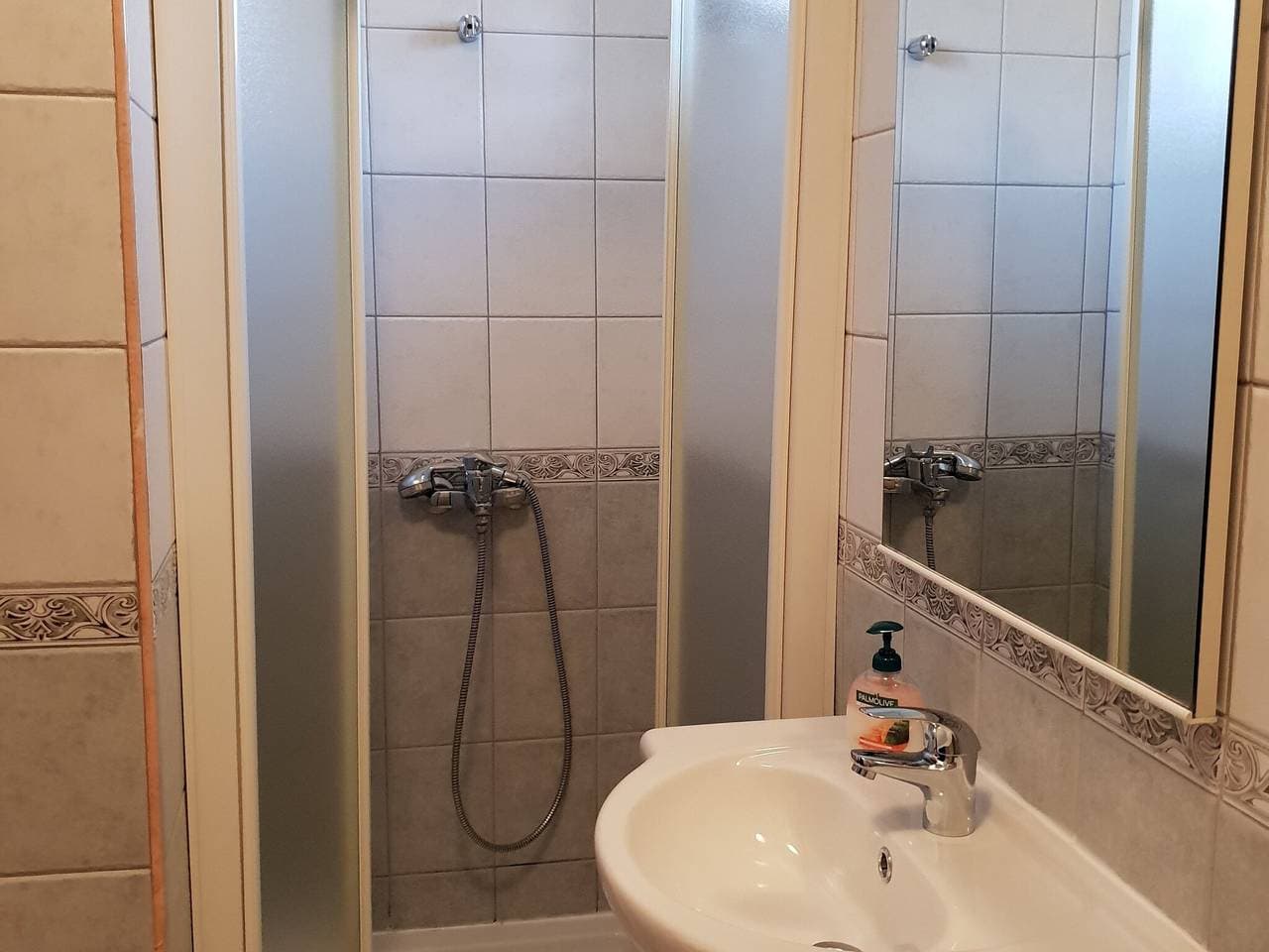 Foto 7 von 13: Apartment Tereza - Two Bedroom Apartment with Terrace