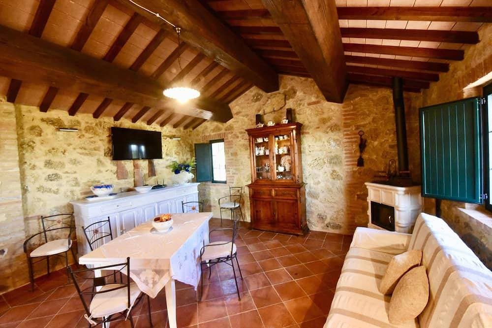 Foto 13 von 30: Gepflegte Villa mit Meerblick & Privatpool, Meernah, WLAN, Garten und Terrassen