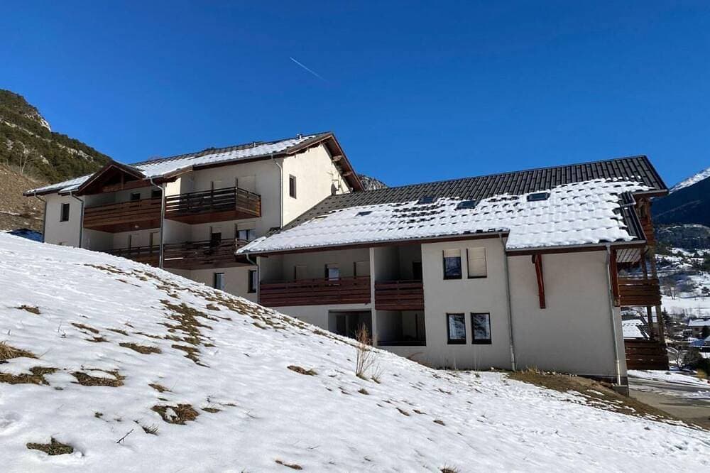 Foto 10 von 30: Parkmöglichkeiten, fernseher, schließfach für die skier, 34m², La Norma