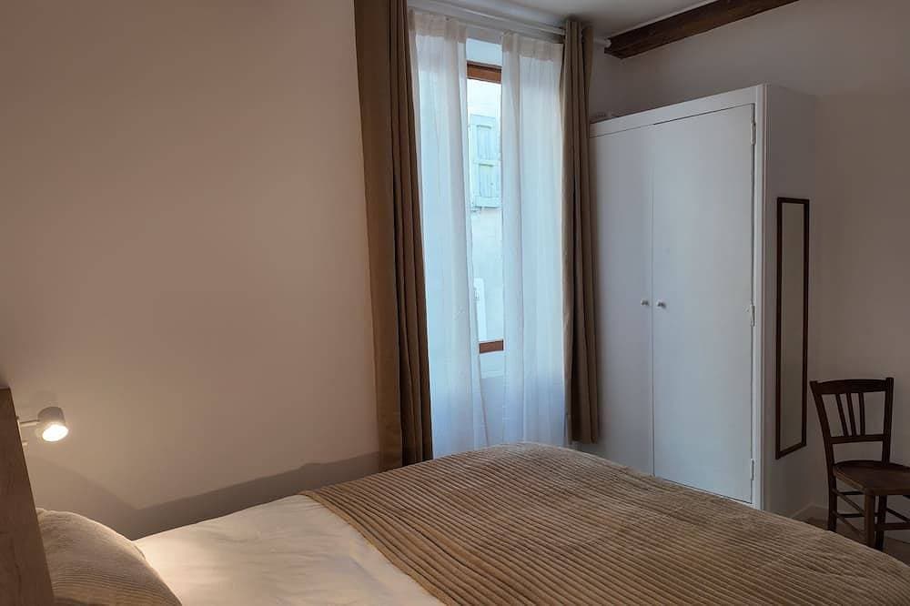 Foto 3 von 19: Cosy apartment in the heart of Forcalquier • Air conditioning - WiFi - Premium comfort