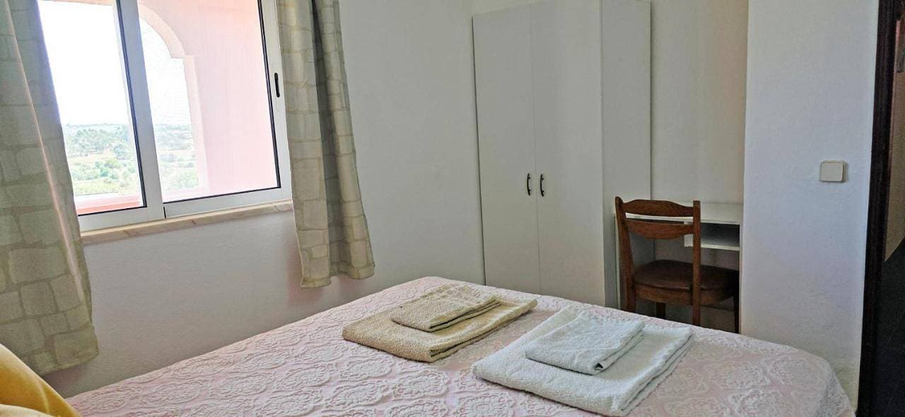Foto 7 von 13: Double Room with Private External Bathroom