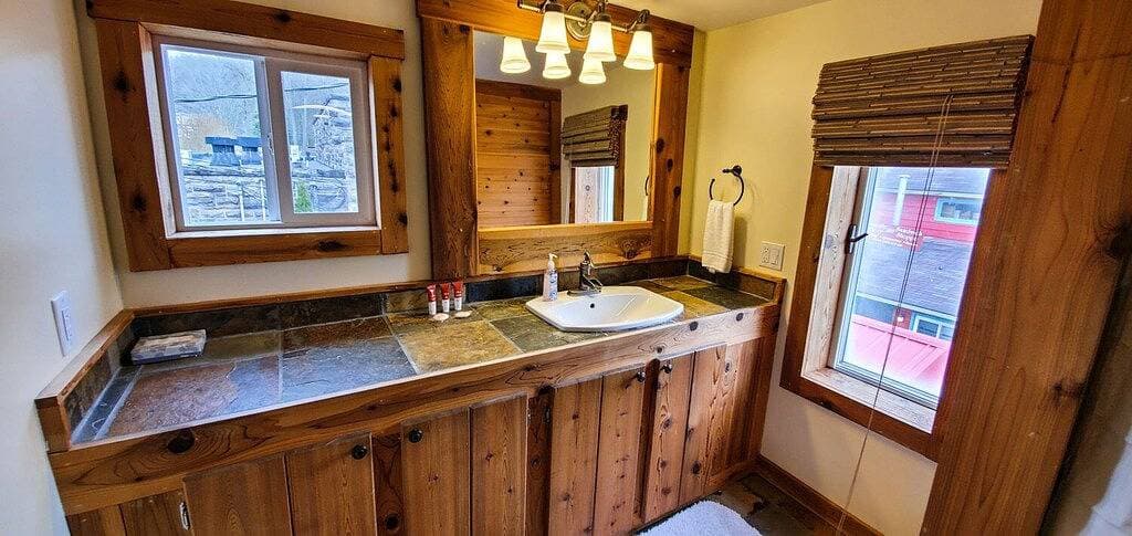 Foto 7 von 45: Das Flusshaus - Historischer Rückzugsort im Herzen von Ohiopyle!