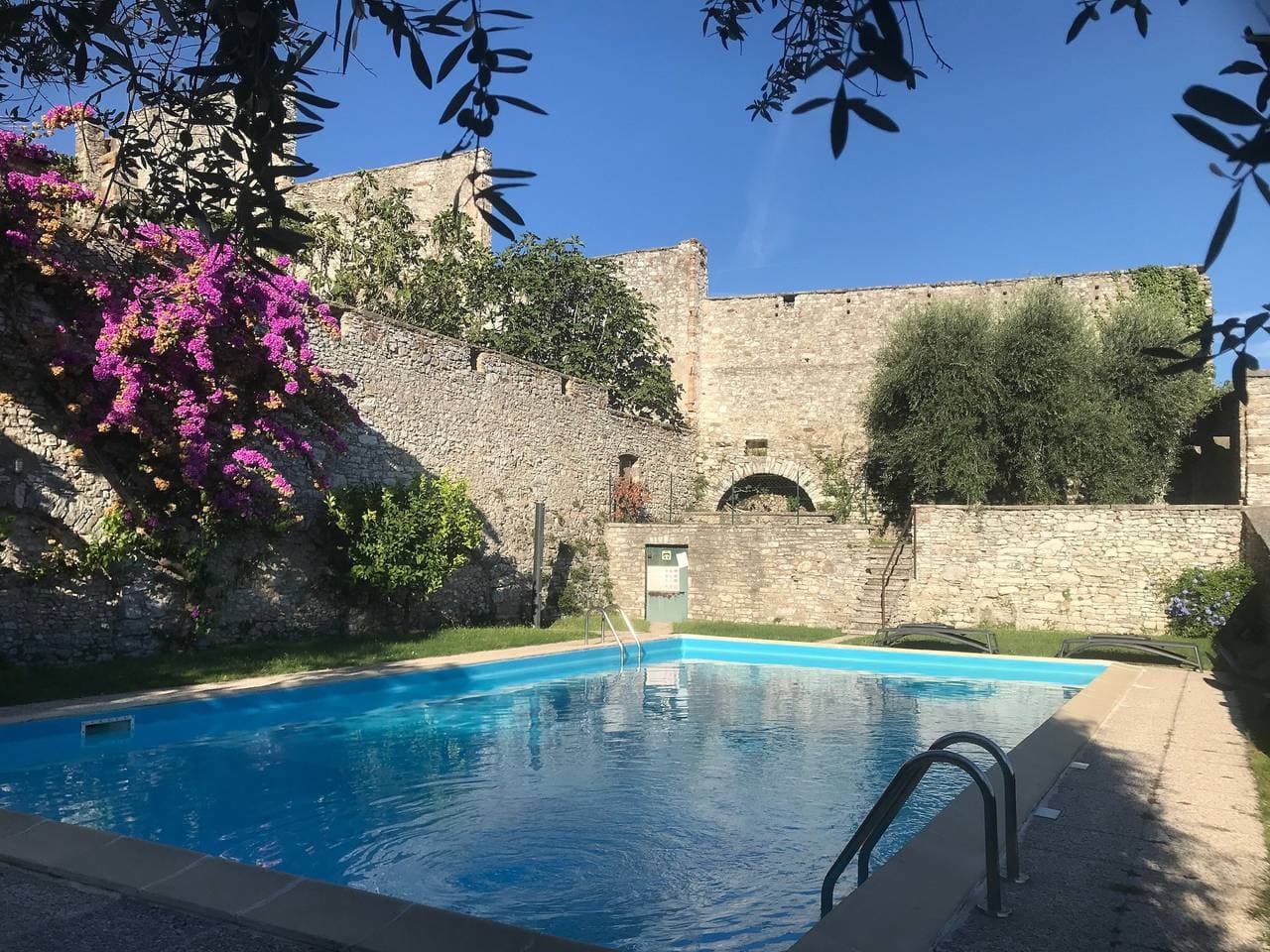 Antica Limonaia Lake view and pool 1